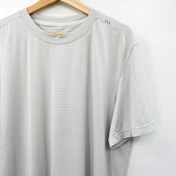 Lululemon Gray White Athletic tee - Picture 1 of 3